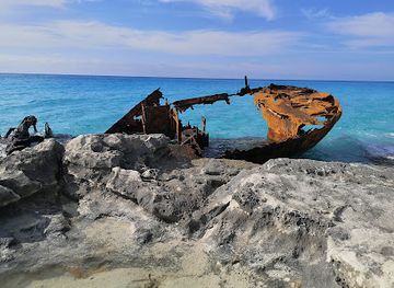 the-bahamas/bimini/landmark/shipwreck