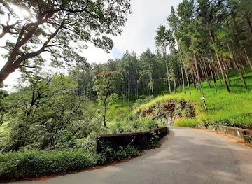 sri-lanka/western-province/landmark/arch-bridge