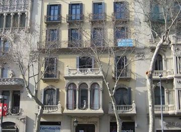 spain/barcelona/landmark/casa-ramon-mulleras