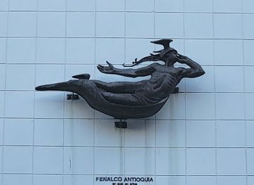 colombia/medellin/landmark/dios-mercurio