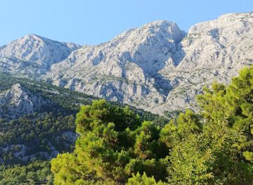 croatia/makarska-riviera/landmark/buselica-kula