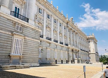 spain/castile-la-mancha/landmark/puerta-del-principe