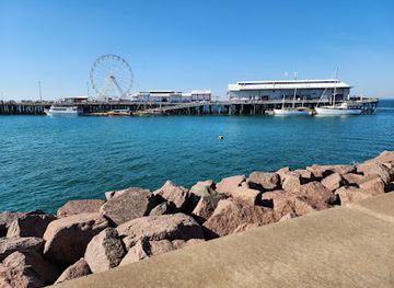 australia/darwin/landmark/stokes-hill-wharf