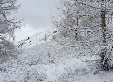 mongolia/bogd-khan-mountain/landmark/bogd-uul-dugui-tsagaan-olon-niitiin-talbai