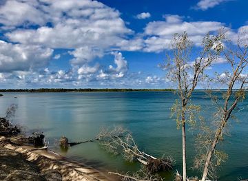 pennsylvania/lake-erie/landmark/channel-lighthouse