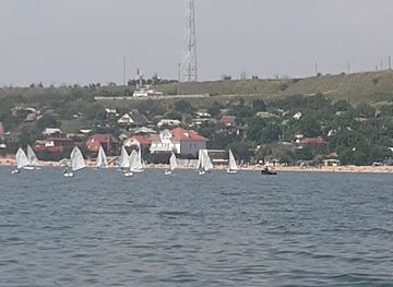 ukraine/mariupol/landmark/pishchanka-beach