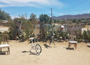 california/joshua-tree-national-park/landmark/world-famous-crochet-museum