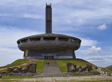 bulgaria/northeast-bulgaria/landmark/khadzhi-dimitur