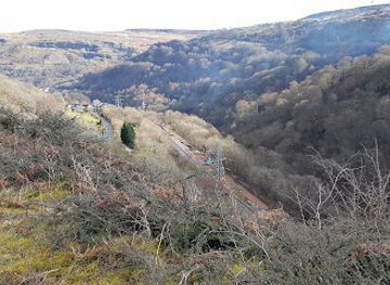 united-kingdom/brecon-beacons-national-park/attraction/ogof-craig-a-ffynnon-2