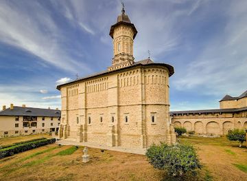 romania/suceava/landmark/dragomirna-monastery