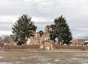 new-mexico/taos/landmark/ranchos-de-taos-plaza
