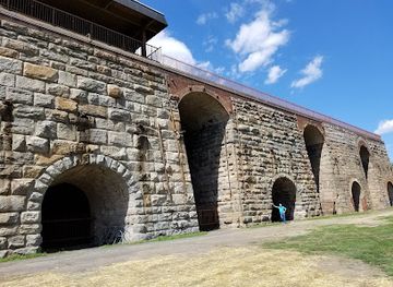pennsylvania/anthracite-coal-region/landmark/scranton-iron-furnaces