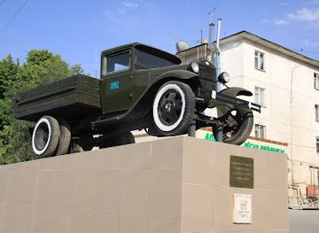 kyrgyzstan/osh/landmark/monument-to-the-workhorse-of-the-pamir-the-gaz-aa