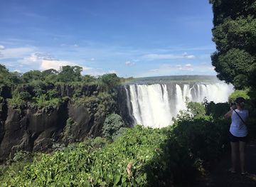 zambia/batoka-gorge/landmark/zambezi-river-cruise