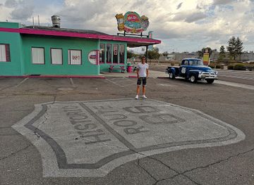 arizona/kingman/landmark/kingman-route-66-arch