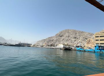 oman/musandam-peninsula/landmark/khasab-port