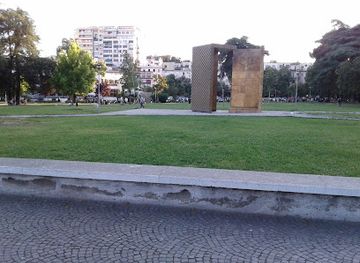 albania/tirana/skanderbeg-square/landmark/independence-memorial