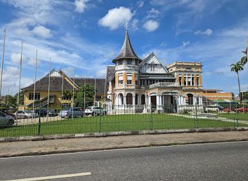 trinidad-and-tobago/port-of-spain/landmark/queen-s-park-savannah