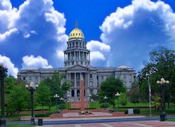 colorado/denver/landmark/visit-denver