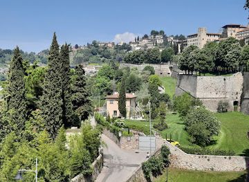italy/bergamo/landmark/mura-veneziane-patrimonio-unesco