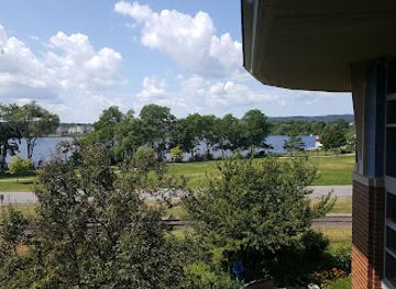 michigan/traverse-city/landmark/traverse-area-district-library