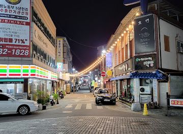 south-korea/jeonju/jeonju-hanok-village/landmark/hanokmaeul-geori