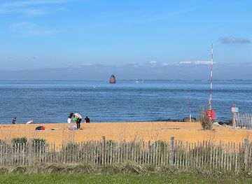 maryland/sandy-point-state-park/landmark/sandy-point-shoal-light
