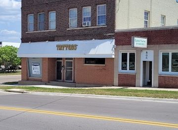 iowa/waterloo/landmark/cedar-valley-tattoo-piercing-studio