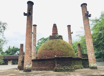 sri-lanka/sabaragamuwa-province/landmark/sri-sumana-saman-devalaya