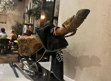 spain/barcelona/el-born/landmark/palau-fivaller