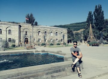 armenia/goris/landmark/grigor-tatevatsi-statue