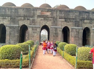 bangladesh/western-bengal/landmark/boro-sona-masjid