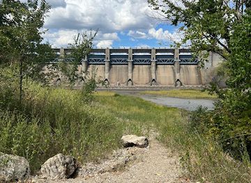 kansas/cross-timbers/landmark/damsite-campground