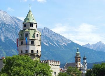 austria/wipptal/landmark/burg-hasegg-munze-hall-in-tirol