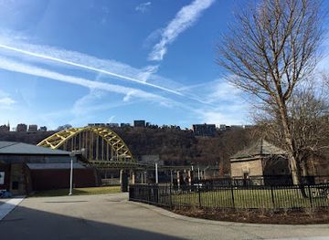 pennsylvania/pittsburgh/strip-district/landmark/fort-pitt-block-house
