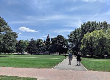 ohio/central-ohio/landmark/the-oval