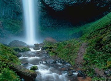 oregon/columbia-river-gorge/landmark/guy-w-talbot-state-park