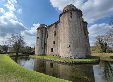 united-kingdom/bristol/landmark/nunney-castle