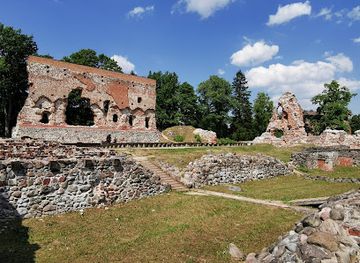 estonia/viljandimaa/landmark/viljandi-lossimaed