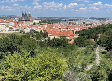 czechia/central-bohemia/landmark/petrin-gardens