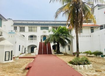 ghana/aburi/landmark/osu-castle