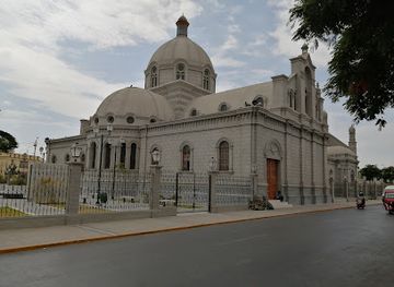 peru/ica/landmark/sanctuary-of-the-lord-of-luren