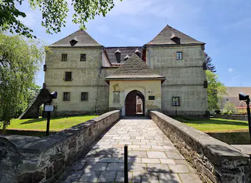 Vodní tvrz
