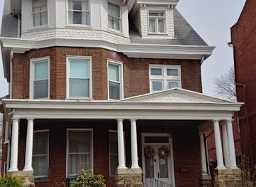 maryland/western-maryland/landmark/gordon-roberts-house