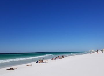 florida/destin-beach/landmark/james-lee-beach