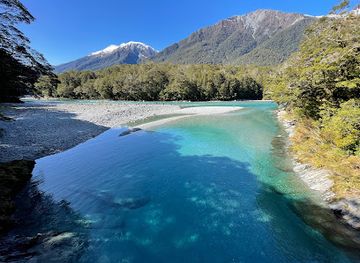 new-zealand/mount-aspiring-national-park/landmark/blue-pools