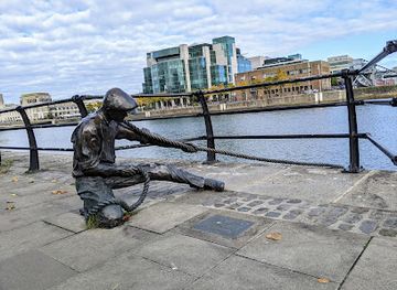 ireland/dublin/landmark/the-linesman