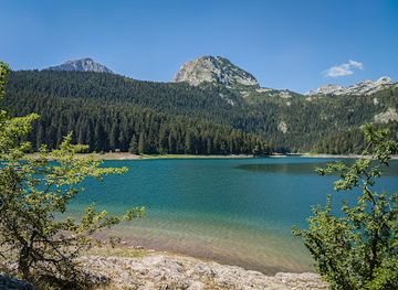 montenegro/durmitor-national-park/landmark/crno-jezero