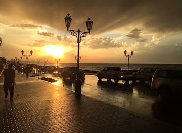 oman/muscat/qurum/landmark/qurum-beach