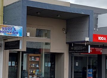 new-zealand/masterton/landmark/hedley-s-books